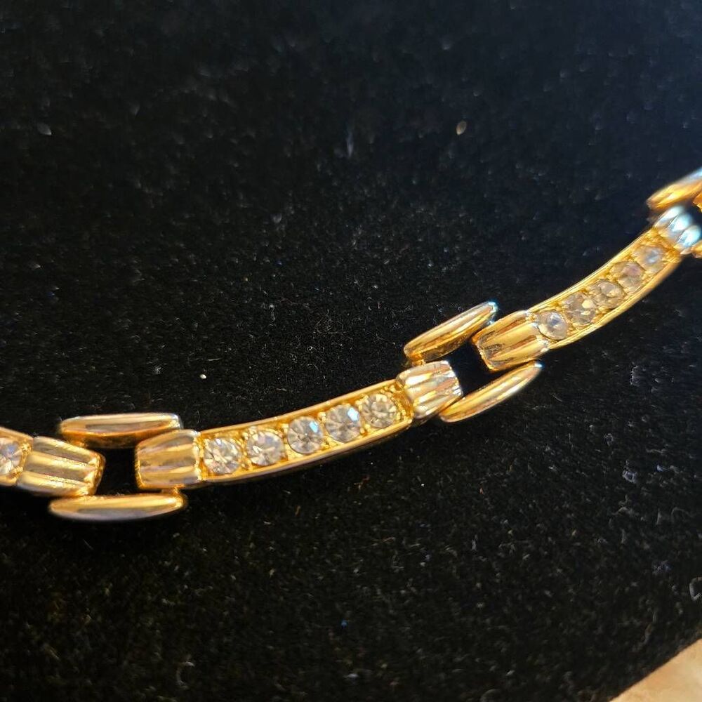 Vintage Gold & Rhinestone Link Necklace - Picture 2 of 8
